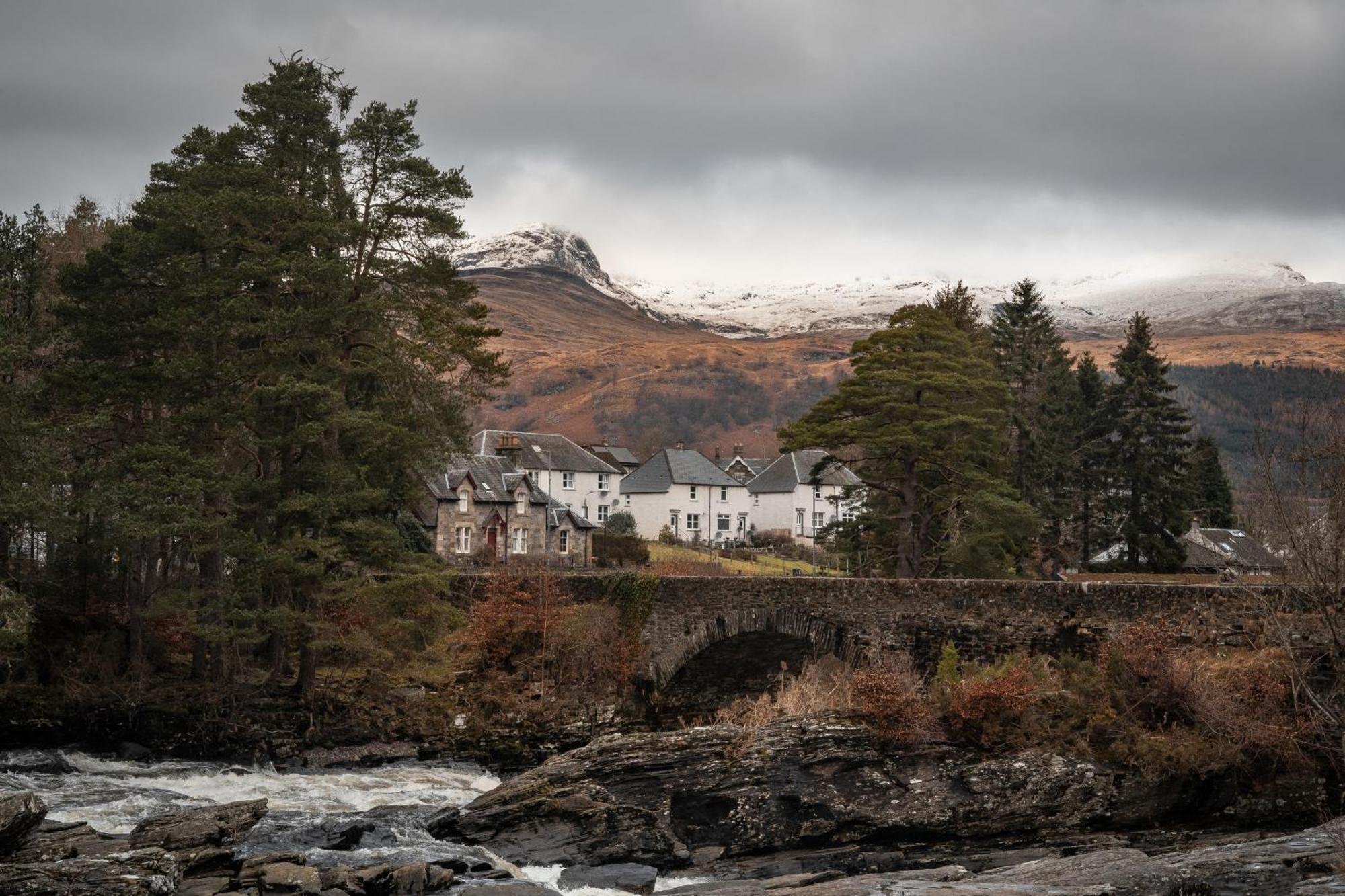 The Church Tower Villa Crieff Exterior photo